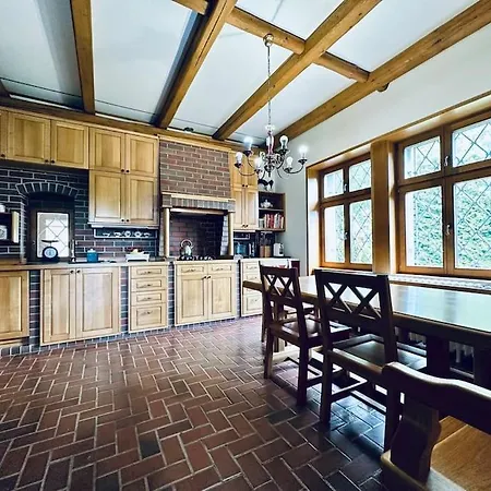 Hunter's Oliver Villa *