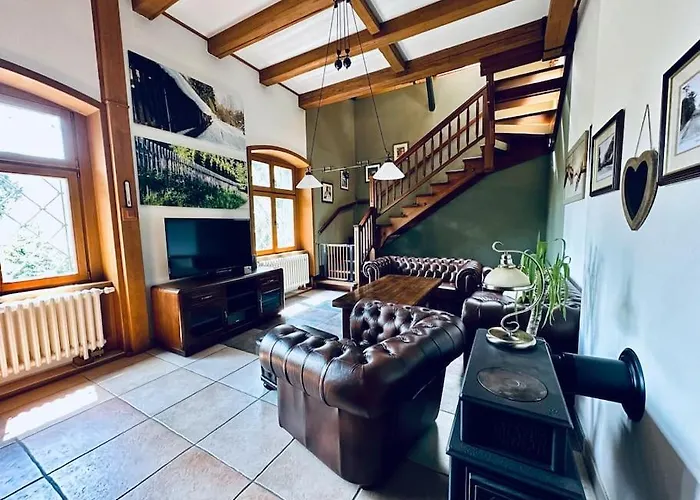 Hunter's Oliver Villa Krimov