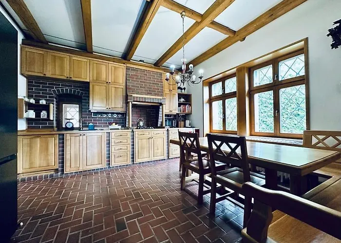 Hunter's Oliver Villa *